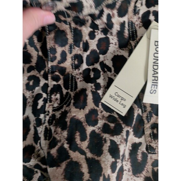 No Boundaries Cargo Wide Leg Pant Women's XXL 20 Cheetah print New - Picture 9 of 12